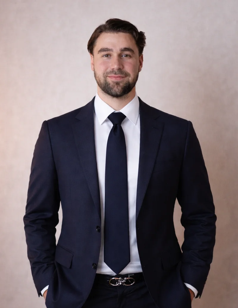 Dr. Burak Demirhan portresi
