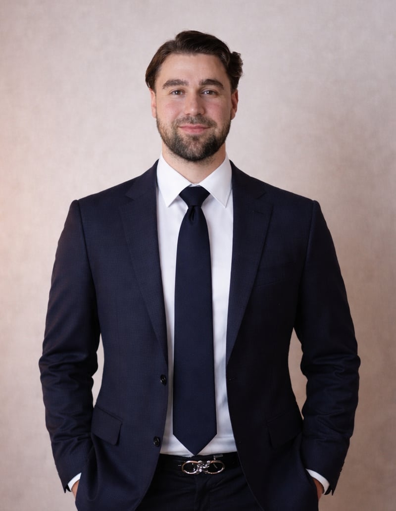 Dr. Burak Demirhan